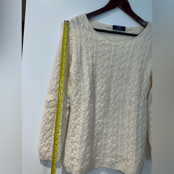 100% Mongolian Cashmere cable knit sweater in cream/off white—SO soft! XS/S - Picture 7 of 10